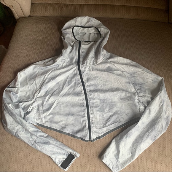 Nike aero loft Windrunner cropped jacket, large oversized - Picture 1 of 6